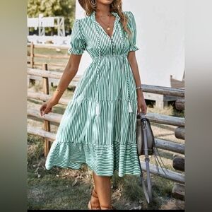 SHEIN Green Puff Sleeve V-Neck Sundress